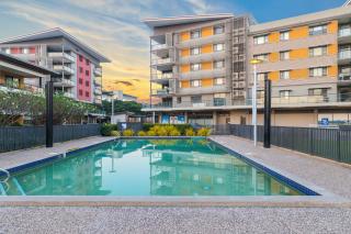 Lagoon Glow - Waterfront Sunsets and Poolside Days - Darwin - 6