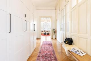 Prague Days - Four Bedroom Apartment with Workspace and 250Mbs WiFi in New Town - 5