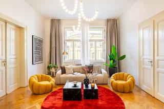 Prague Days - Four Bedroom Apartment with Workspace and 250Mbs WiFi in New Town - 9