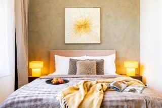 Prague Days - Four Bedroom Apartment with Workspace and 250Mbs WiFi in New Town - 7