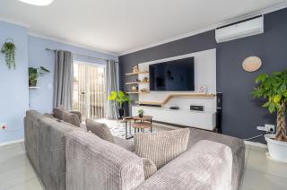 Blue Lily Haven Cape Town Self Catering Home - 1