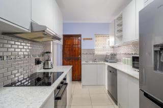 Blue Lily Haven Cape Town Self Catering Home - 4