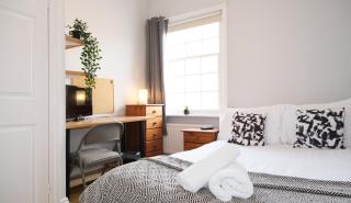 Seymour Townhouse by Serviced Living Liverpool - 2