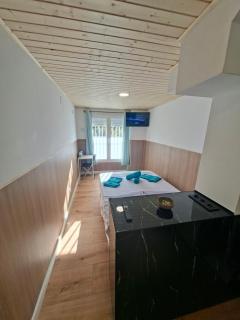 Isabel Guest House - 2