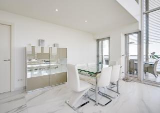Penthouse With The Best Views! - 4