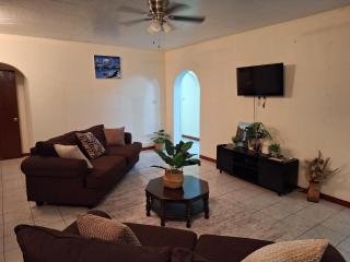 Paradise Villa Rooms - 1