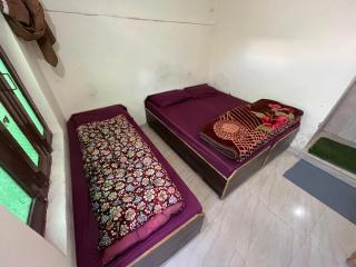 Umesh Chandra Home Stay - 4