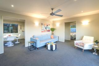 Sea Views and Sunsets in Nelson - Nelson - 8