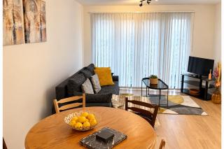1-bed - Sleeps 4 - Parking - Central Location - 9