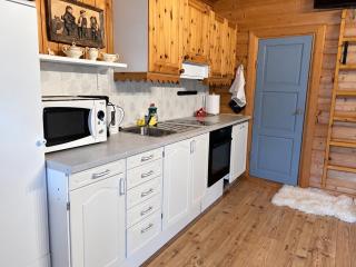 Cozy Waterfront Cabin with Wood-Fired Sauna - 4