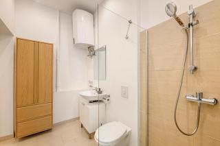 The Lohmeyerstr lI - Group Flat in Central Berlin, Family-Friendly, 2BR, 4- 6 Guests - 1