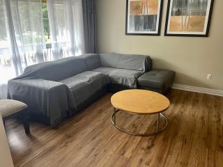 Spacious Bright Home In Woodbridge - 8