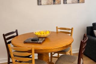 1-bed - Sleeps 4 - Parking - Central Location - 2