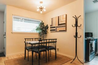4 Mi to Downtown Austin! Quiet & Quaint Home - 2