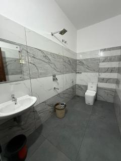 Lake View Breeze Villa 3BHK with Pool - 5
