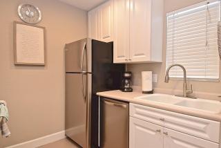 Walk to Siesta Beach, 2BR2Bath, Heated Pool - 6