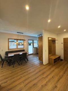Apart zum Hias - 6