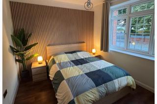 1-Bed - Sleeps 4 - Parking - Pet Friendly - 9