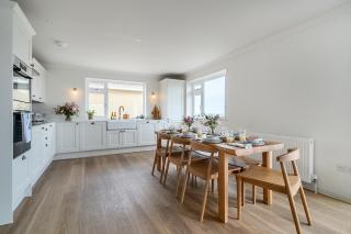 Newly Renovated Home, Salcombe Sea Views - 8