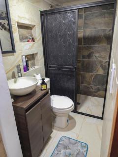 Julio César Acogedor Apartamento Robledo Villa flora - 2