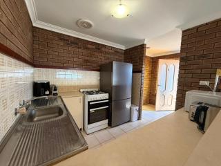 Cozy Retreat House – Perfect Getaway in Boddington - Boddington - 7