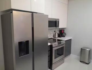 Sunset Arms Apartment - 0