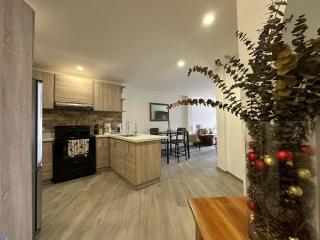 City Mall Executive Suite - 8
