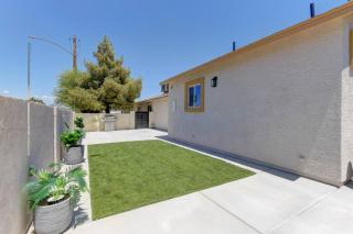 Cactus Casita-Yard-Grill - 9