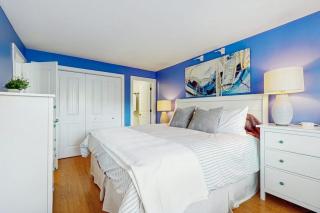 Ocean Edge Escape - 1