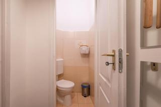 The White - 2BR apt, close to everything - 1