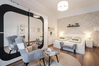 The White - 2BR apt, close to everything - 5
