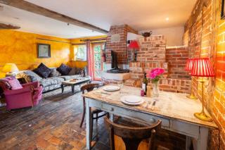 The Old Bakery, Grove Farm - 4
