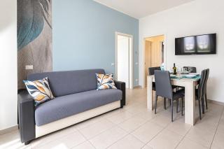 Blue Garden Como - 2BR - Free Parking - 4