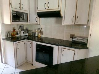 Bando`s Properties Estate Living - 6