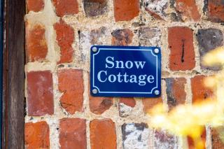 Snowdrop Cottage, Grove Farm - 5