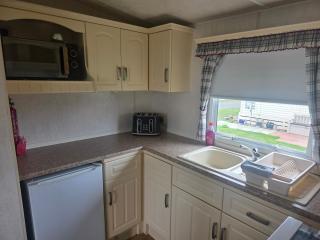 2-Bed - Sleeps 6 - Free Parking - 5