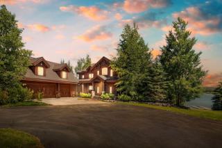 Sandy Beach Lodge-Lakefront - 0