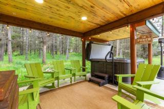 Rustic Roots- Hot Tub-AC - 8