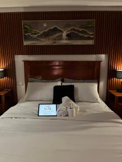 V&M Luxe Azure Staycation - 2