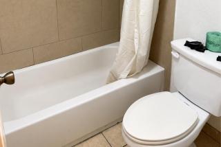 Blue Way Inn & Suites Houston Katy Rosenberg - 7
