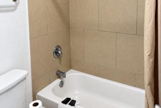 Blue Way Inn & Suites Houston Katy Rosenberg - 5