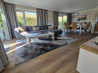 EuroParcs Schoneveld Breskens Chalet Ankerplatz mit Klima und Zaun Haus Nr B026 - 6