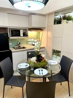 1BR Modern City Escape IT Park CEBU Hotel Feel - 1