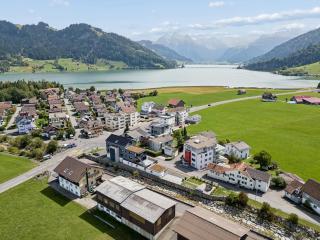 Boutique stay Einsiedeln I Lake & Whirlpool I Zurich - 8