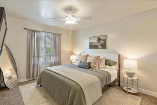 The Cedar Nest-Patio-2 Bedroom - 7
