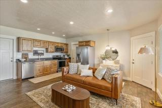 The Cedar Nest-Patio-2 Bedroom - 2