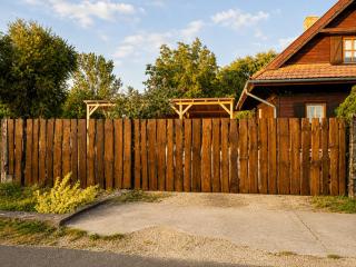 Mayer Wood Residence - 3