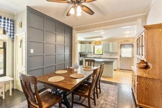 Cottage at 213-Hottub-Yard - 8