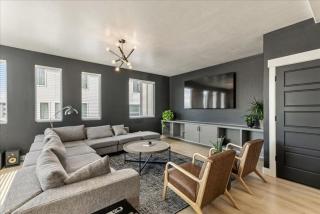 Onyx Oasis-2 Car Garage - 2