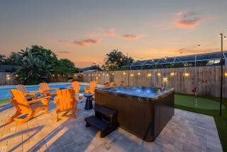 Sports Court Putt Putt Gym Pool Hot Tub - 2